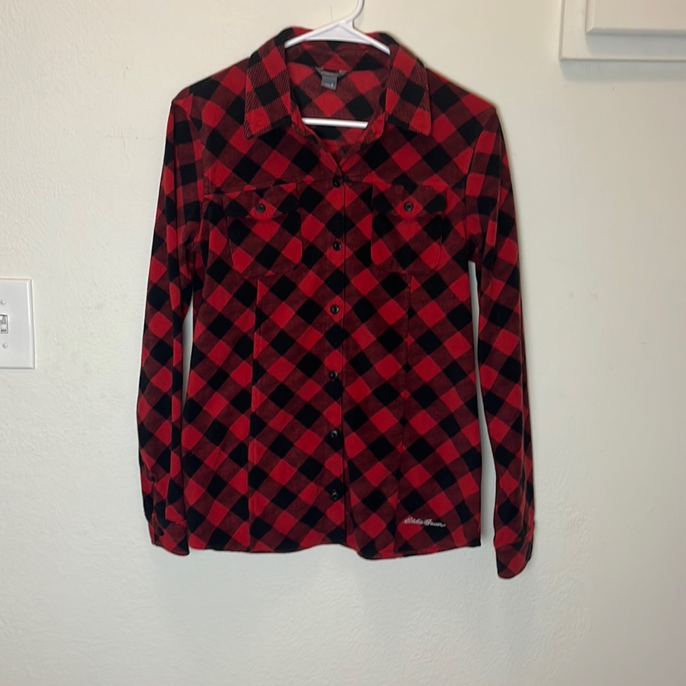 Eddie Bauer Women’s S Red and Black Fleece Flannel Button down Shirt